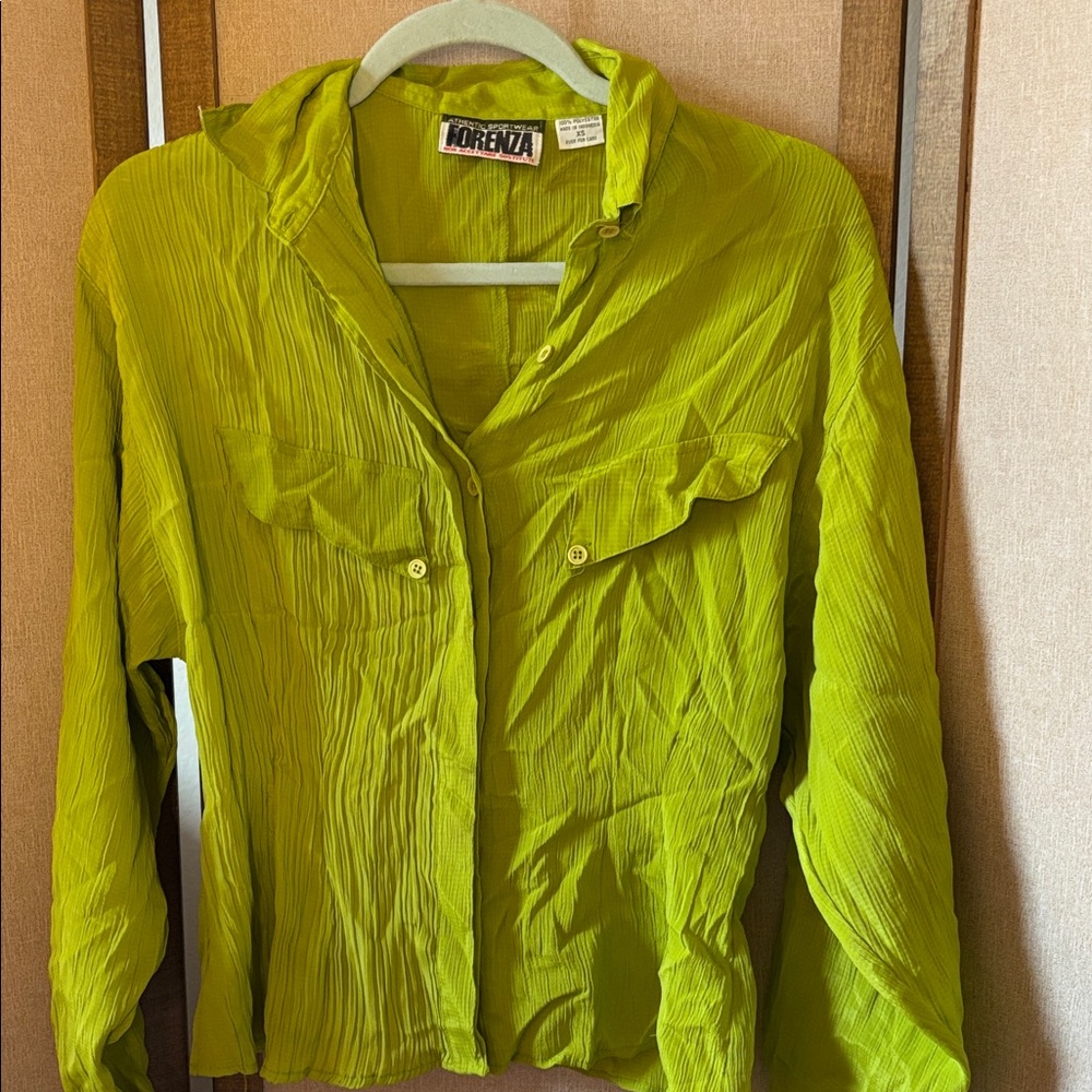 FINAL MARKDOWN Forenza Green blouse xs